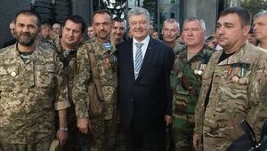Порошенко пояснив, чому не прийшов на Ходу гідності
