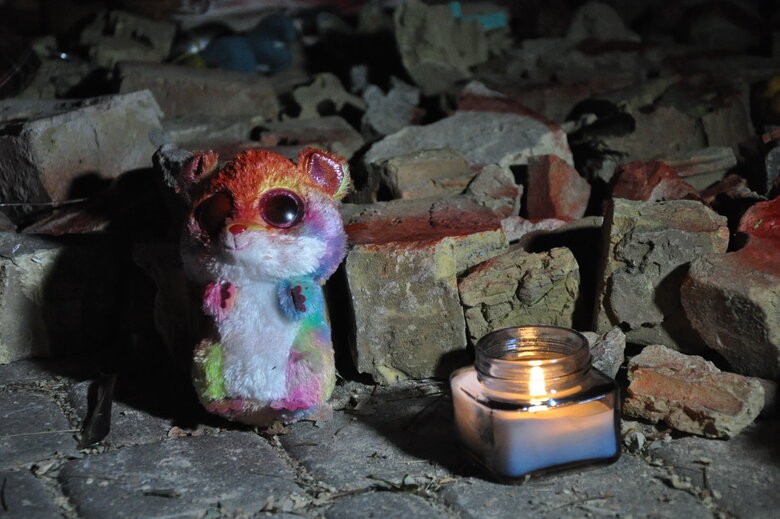 Russia+Iran new axis of evil: у Києві пікетували посольство Ірану через постачання зброї Росії 15