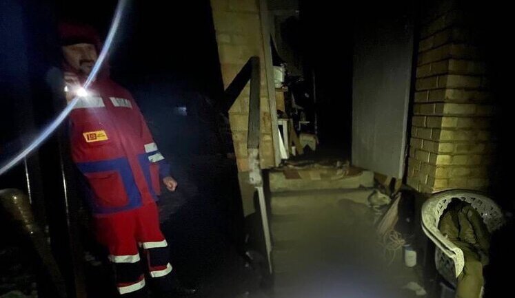 Two families near Kyiv were poisoned by carbon monoxide from generators. Man died. PHOTOS