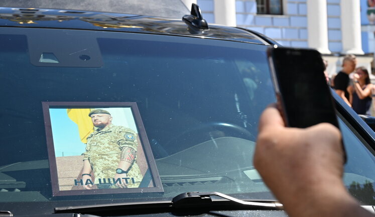 Kyiv bids farewell to fallen soldier Volodymyr Serhiievskyi (Irishman). VIDEO+PHOTOS