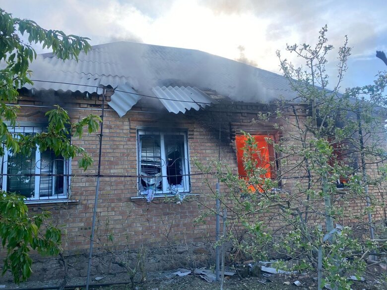 What has been damaged in the Nikopol district?