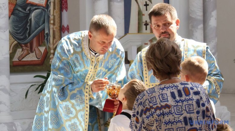 Перепоховання Коновальця