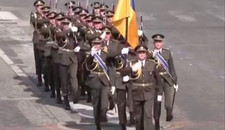 Українські військові взяли участь у військових парадах у Франції та Бельгії. ВIДЕО