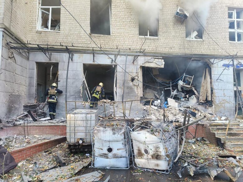 лікарня в Сумах після удару Шахедів