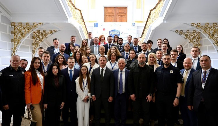 119 підозр за півтора року: Кравченко заявив про "очищення адвокатури" від корупції та торгівлі впливом. ФОТОрепортаж