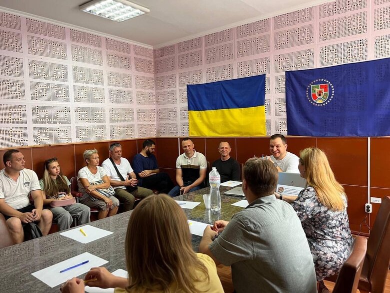 На Сумщині запрацював хаб для переселенців із Луганщини 04