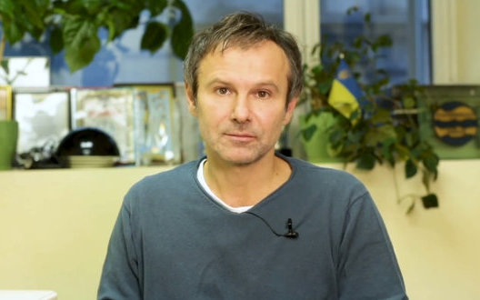 Rock star Vakarchuk criticizes Zelenskyi’s intentions to hold referendum on reconciliation with Russia