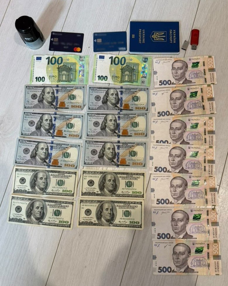 В Одесі затримали медиків, які продавали висновок про непридатність