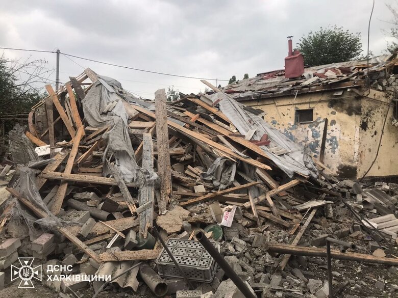Росіяни скинули КАБ на Дергачі 26.06