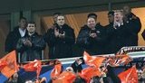 В гости к Ахметову поболеть за "Шахтер" пришли Кучма и Янукович. ФОТО