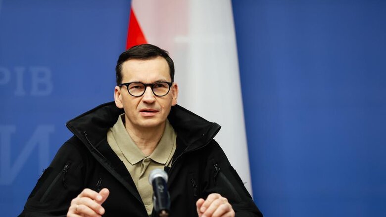 Polish Prime Minister Morawiecki is visiting Kyiv 10