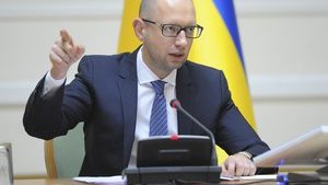 Yatseniuk about debt recovery: Russia should address criminals who it granted political asylum