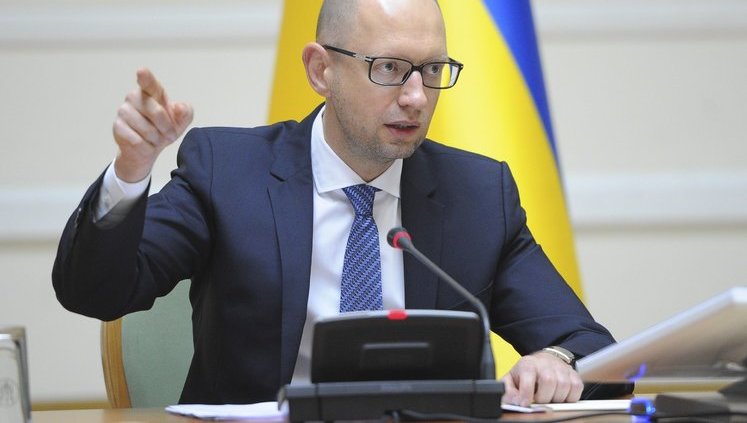 Yatseniuk about debt recovery: Russia should address criminals who it granted political asylum