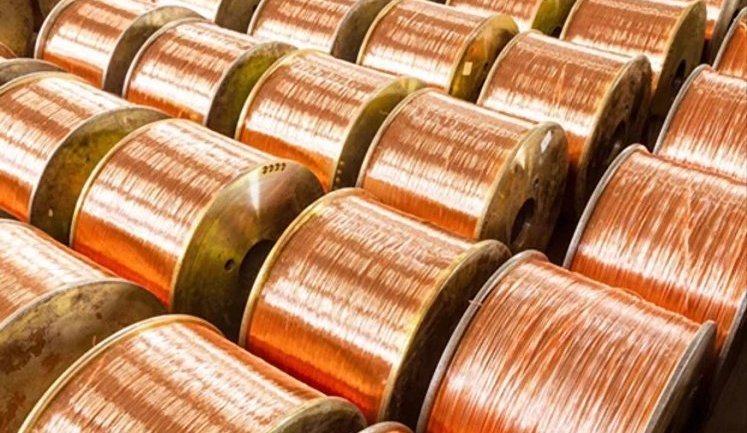 Світові ціни на мідь та цінні метали знову зростають через нові мита Трампа