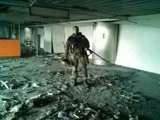 На згадку про загиблих у ДАПі воїнів обіцяю стояти в Раді до кінця, - кіборг Костенко (Гром) 01