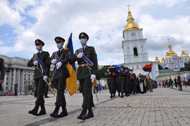 С умершим ветераном ОУН-УПА и дивизии Галичина Орестом Васкулом простились в Киеве 61