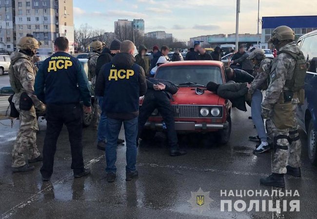 Банду рекетирів затримано в Кропивницькому, - Нацполіція 01