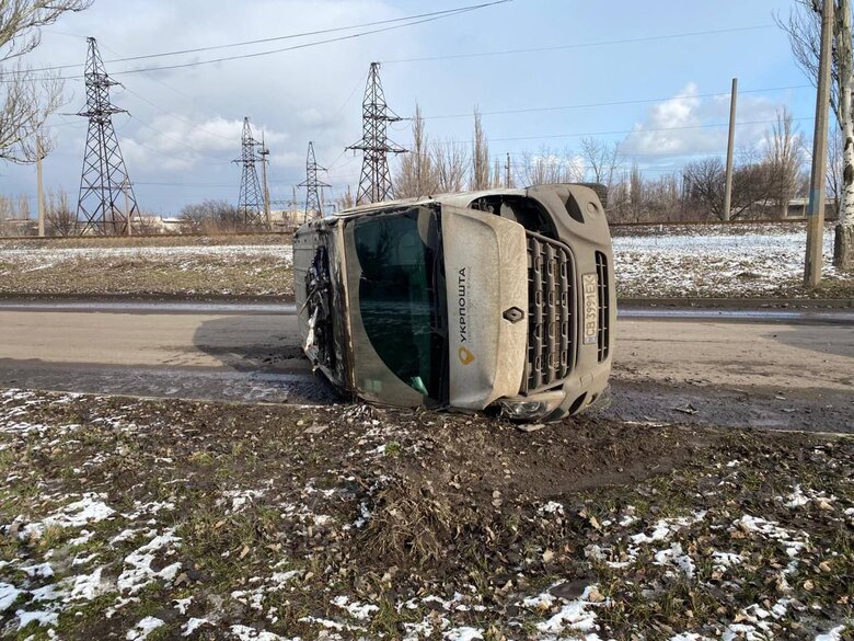 РФ атакувала авто Укрпошти під Покровськом