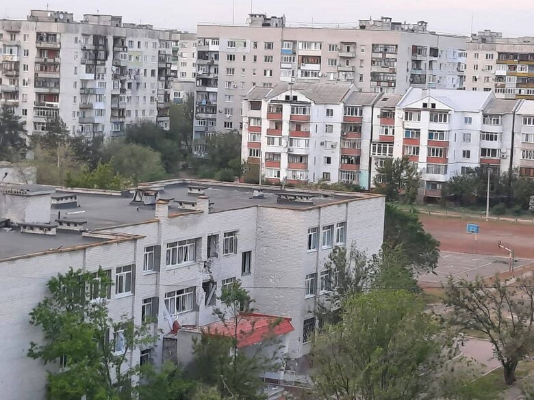 In Severodonetsk fights take place in city center, enemy struck airstrike on Myrniy Dolyni, - Haidai 01