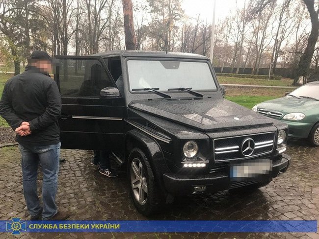На Закарпатті знешкоджено банду рекетирів, - СБУ 02
