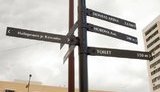 Как в Донецке воруют на "покращенні": стоимость указателей в 10 раз дороже рыночной. ФОТО