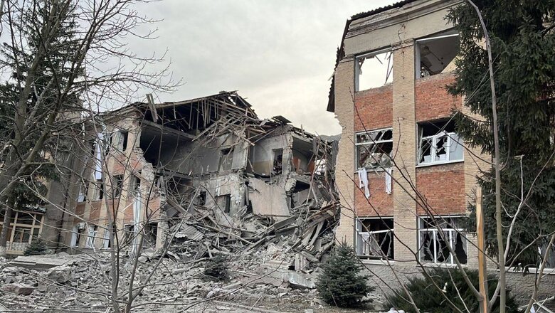 Russian military shelled Kupiansk again, hitting Synehubiv educational institution 03