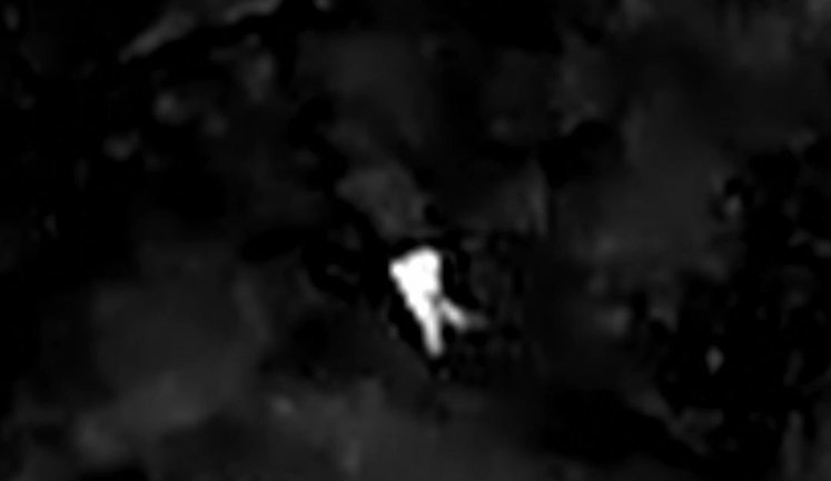 Тело оккупанта отбросило на несколько десятков метров в сторону в результате попадания сбросом с дрона 33-й ОМБр. ВИДЕО