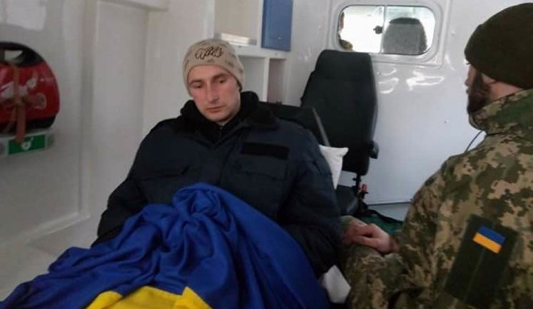 Ukrainian serviceman Roman Savkov released from militants' captivity, - MP Iryna Herashchenko. PHOTOS