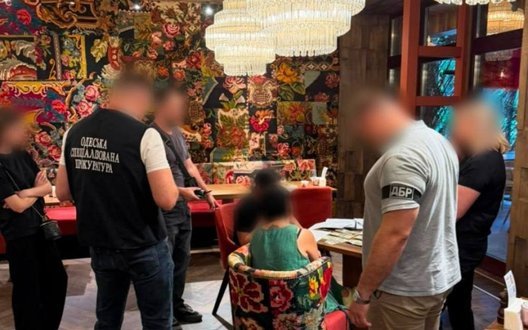 Працівницю РТЦК та СП в Одесі затримали за вимагання $11 тисяч за інвалідність і відстрочку, - Офіс Генпрокурора. ФОТО