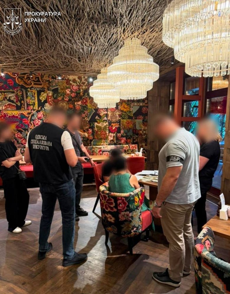 В Одесі викрили працівницю РТЦК на хабарі за оформлення інвалідності