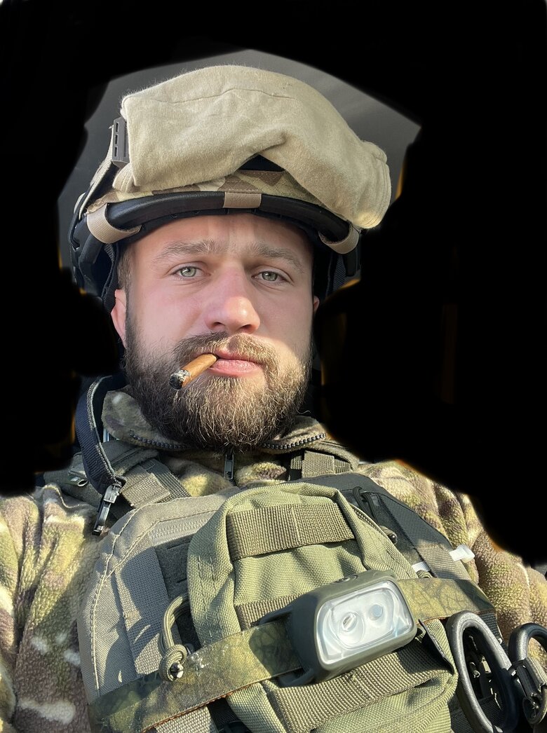 Азовець Руслан Романов: Ми ще у 2017 році розуміли, що повномасштабне вторгнення - це лише питання часу, про що заявляли на всю країну, але нам відповідали, що ми – контужені дебіли… 02