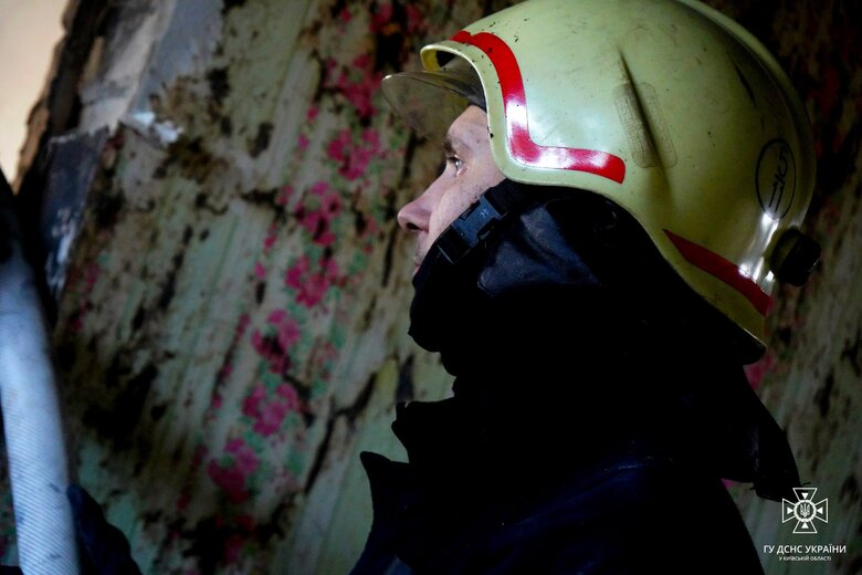 Жертв атаки на Ржищів вже 9. Розбір завалів завершили 07 Жертв атаки на Ржищів вже 9. Розбір завалів завершили 07