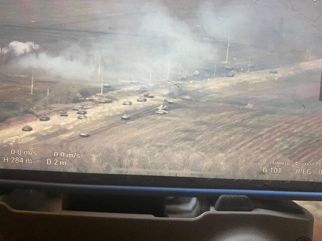 20 tanks stood on a mountain, like going to Izium near Kam'янки - 2022 рік