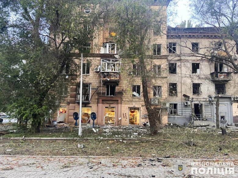 Наслідки обстрілу Запоріжжя російськими окупантами: Загинули 12 осіб, госпіталізовано 12 громадян 01