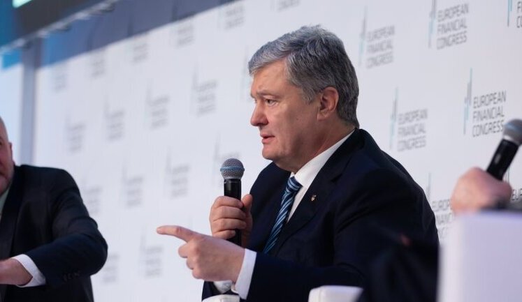 Порошенко пояснив, де взяти кошти для відбудови України: Найбільшу частину заплатить Росія