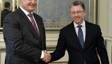 Порошенко і Волкер обговорили перспективу введення миротворців ООН на Донбас і звільнення заручників