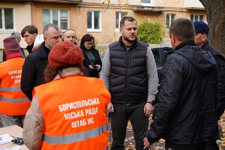 Унаслідок нічного удару по Київщині поранена жінка, найбільші руйнування — у Бориспільському районі