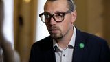"Слуга народу" Безгін відповів на критику на свою адресу від колеги по фракції Шевченка, назвавши його "ватним клоуном": "Твої досягнення ґрунтуються на ефірі з Пушиліним"