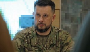 Білецький закликав до негайних реформ в армії: "паперових генералів" не має бути