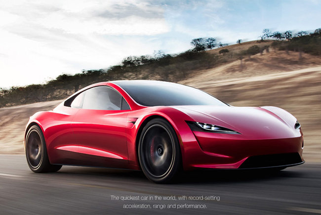 Tesla представила электрогрузовик и спорткар 03
