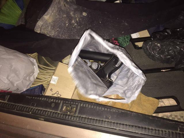 SBU detains group of ATO zone arms traders 10 SBU detains group of ATO zone arms traders 10