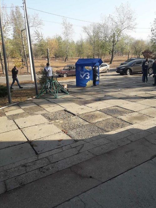 ОПЗЖ на Луганщині відкрито закликає голосувати за свого кандидата, а влада безсило жує соплі, - Казанський 03
