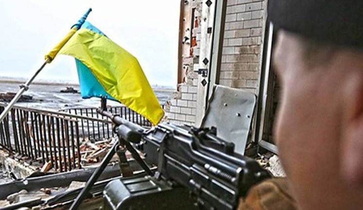 Более 50% граждан Украины готовы сопротивляться при вторжении России, треть - с оружием в руках, - опрос КМИС