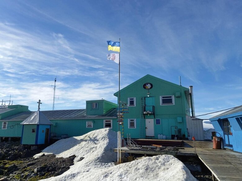 Из Антарктиды на фронт: офицер 28-й ОМБр Андрей Зотов пересек мир, чтобы защищать Родину 04