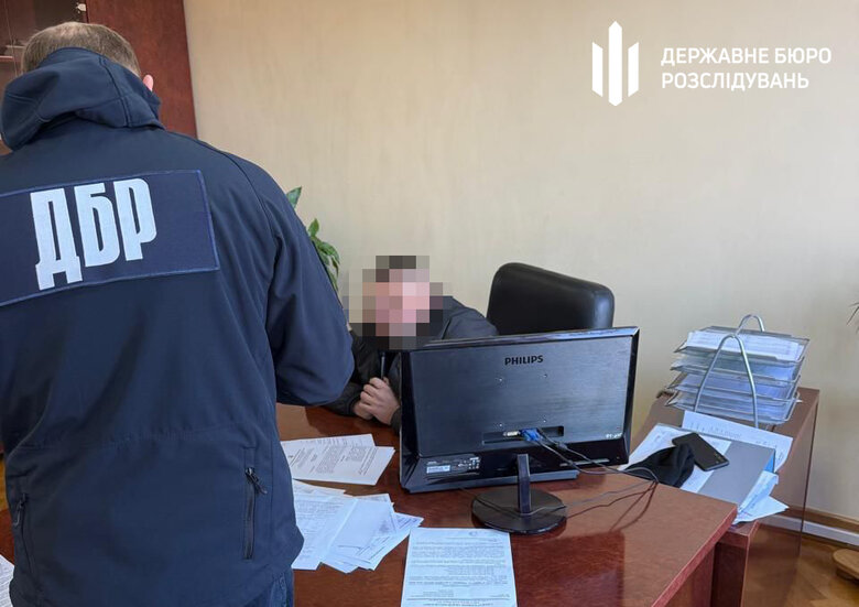 Суд над керівником лісгоспу та його спільниками за незаконні порубки лісу