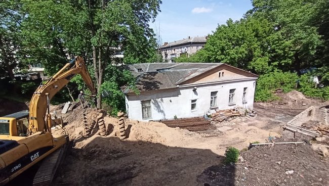 Ні - руйнуванню історичного Києва!: активісти протестують проти забудови маєтку 19 століття в центрі столиці 22