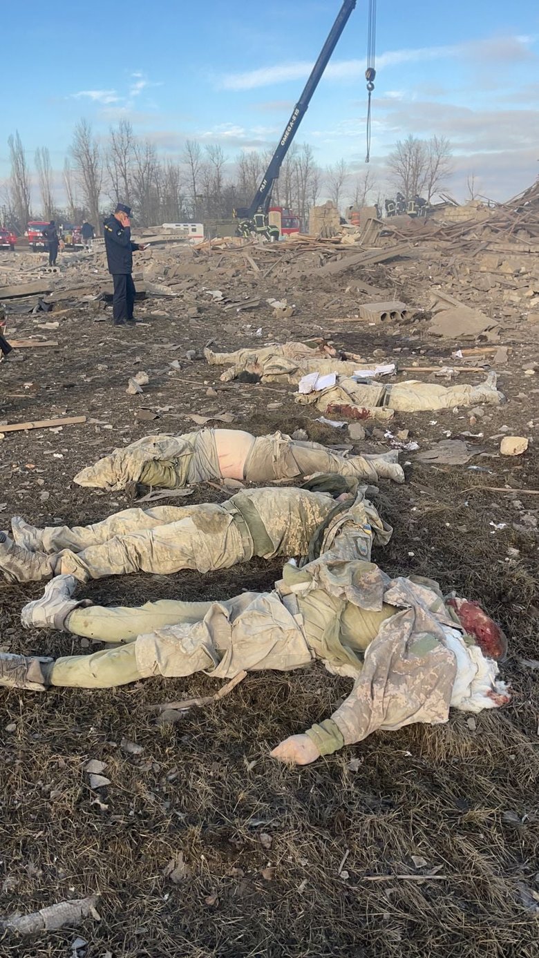 Войска РФ нанесли удар по воинской части в Липецком: погибли 18 человек 06 Войска РФ нанесли удар по воинской части в Липецком: погибли 18 человек 06
