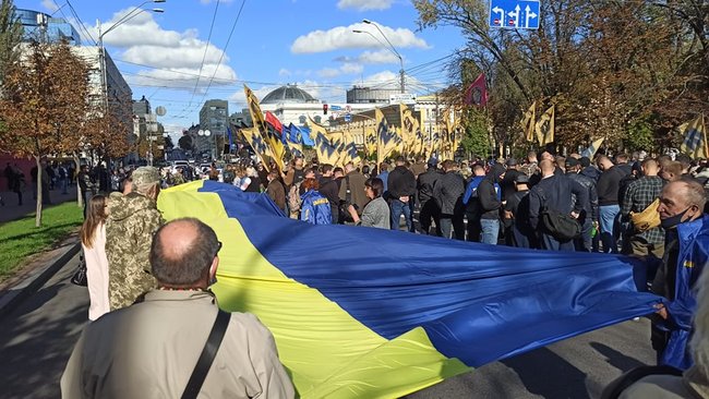 У Києві відбувається Марш УПА: учасники збираються оголосити вимоги Зеленському 04 У Києві відбувається Марш УПА: учасники збираються оголосити вимоги Зеленському 04