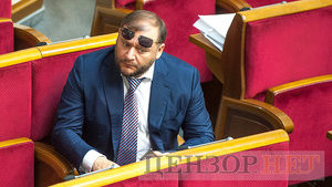 Призадумавшийся Добкин, рассказ Матиос Порошенко и жизненная мудрость для Балоги, - день работы ВР 22 мая. ФОТОрепортаж