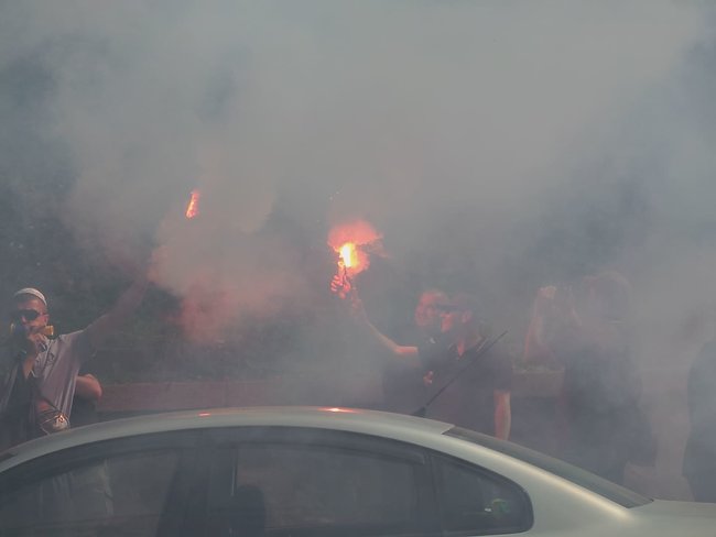 Car owners with EU license plates picket Verkhovna Rada 09